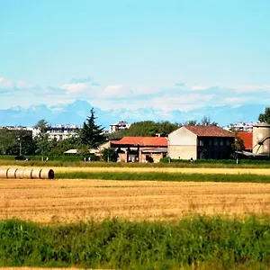  Alloggio per agriturismo Cascina Battivacco Italia